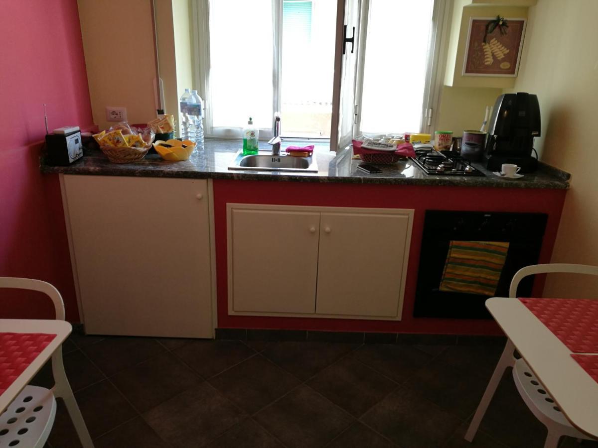 B&B Dimora Di Traiano Terracina Eksteriør bilde