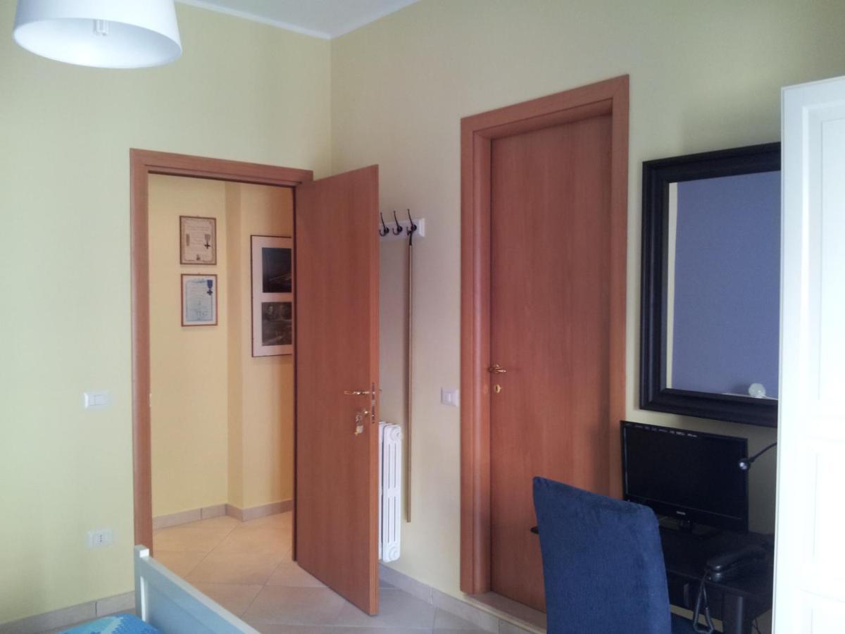 B&B Dimora Di Traiano Terracina Eksteriør bilde
